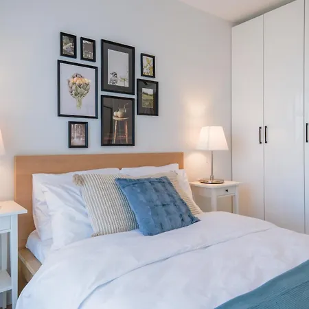 Apartment Cozy Flat With Balcony 5 Min To Marina *