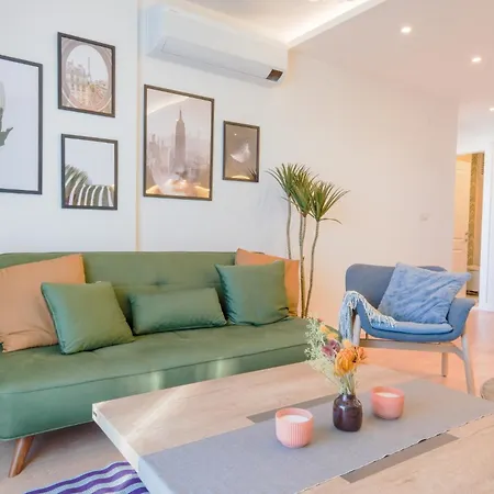 Apartment Cozy Flat With Balcony 5 Min To Marina *