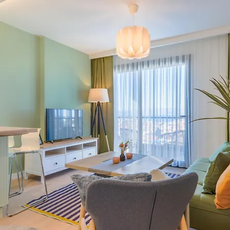 Cozy Flat With Balcony 5 Min To Marina Cesme