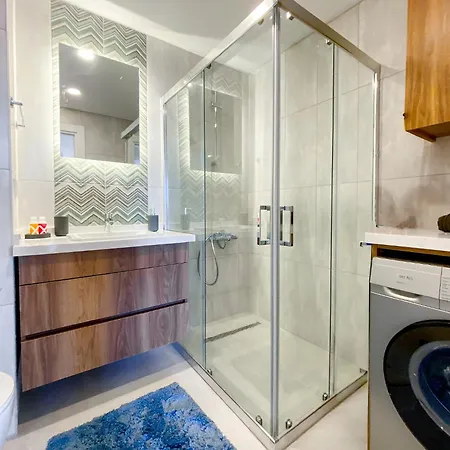 Apartment Cozy Flat With Balcony 5 Min To Marina *